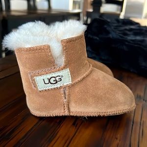 Ugg Erin Booties infant/toddler Size 4-5